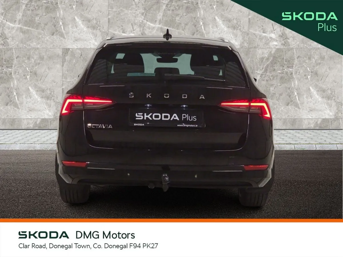 Skoda Octavia Estate, Diesel, 2024, Black