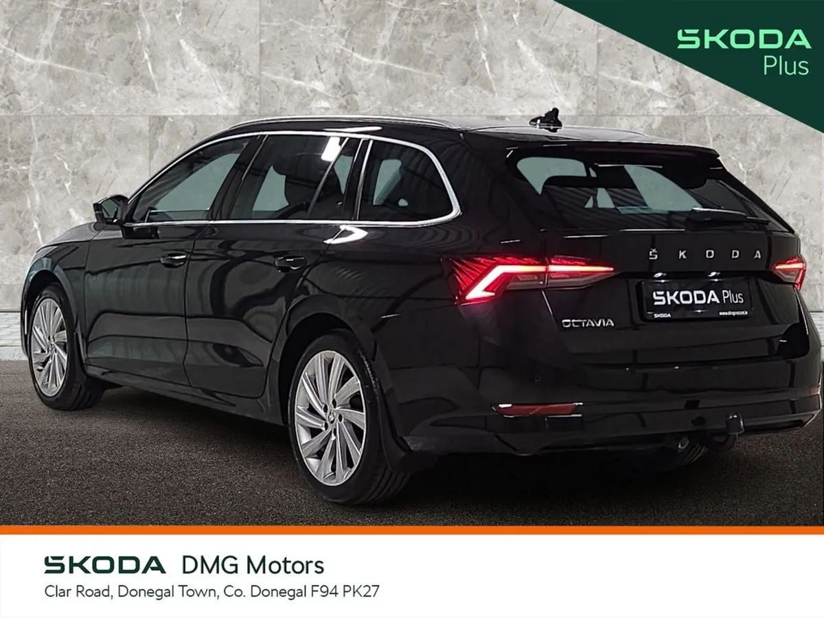 Skoda Octavia Estate, Diesel, 2024, Black