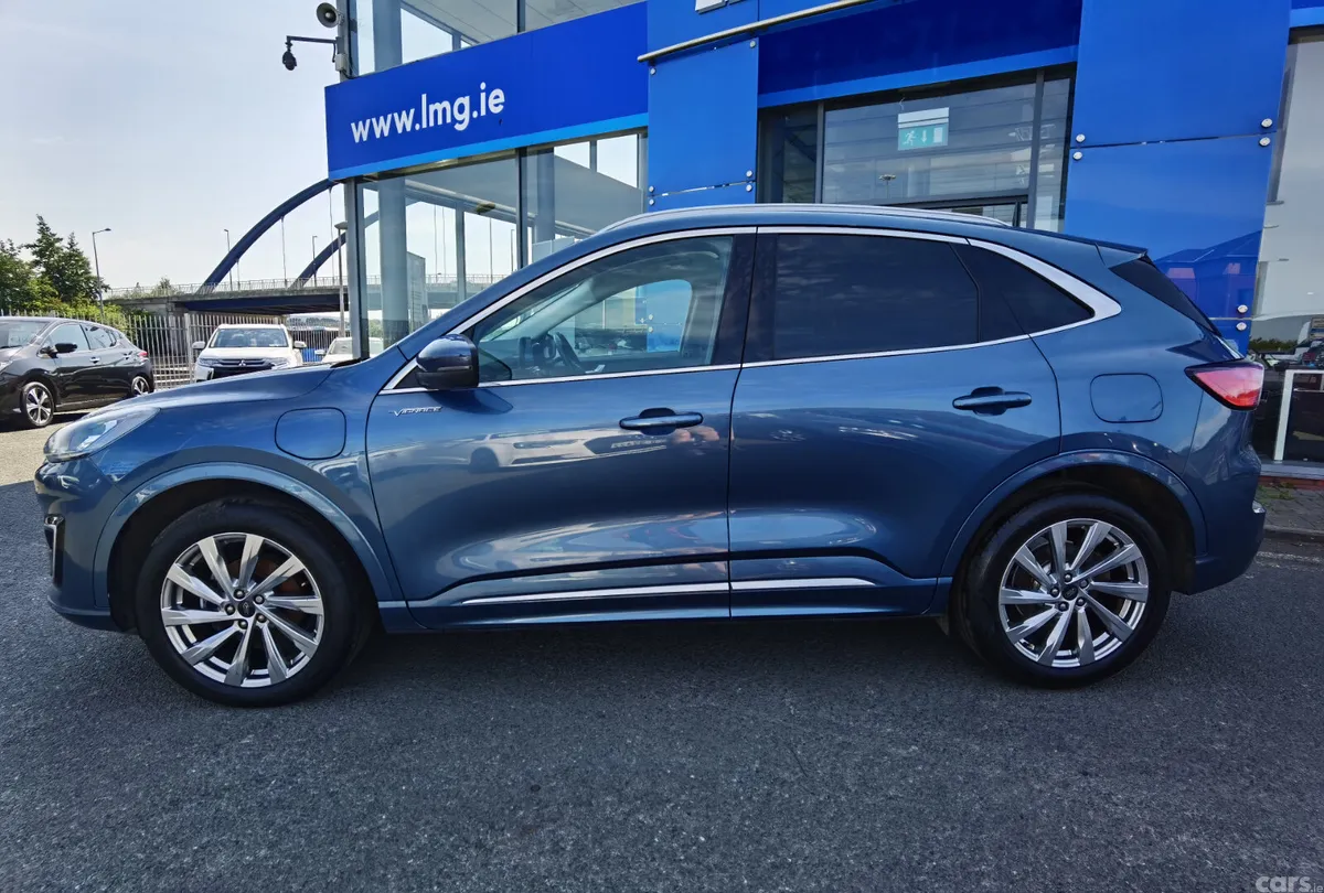 Ford Kuga SUV, Petrol Plug-in Hybrid, 2023, Blue