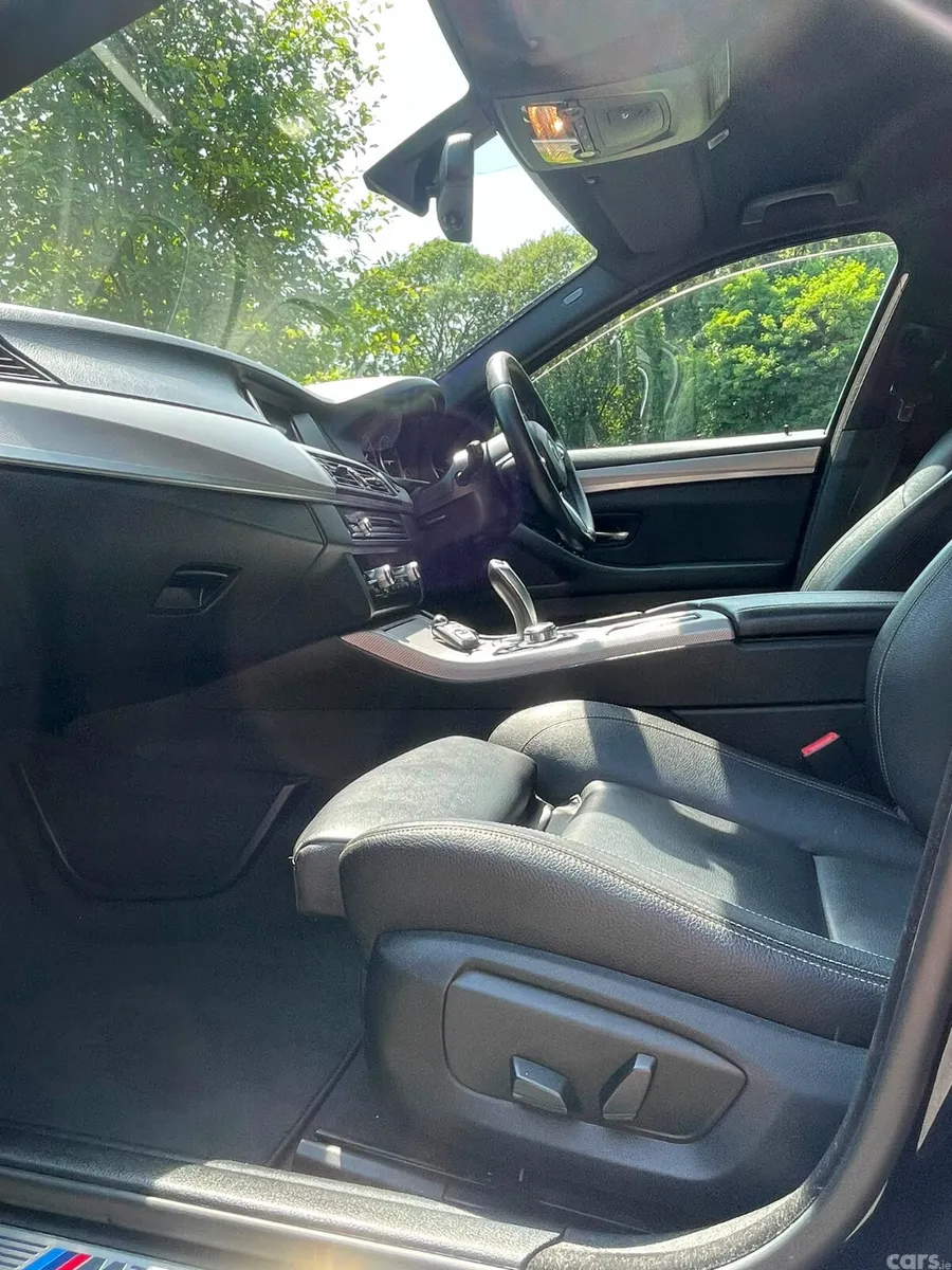 BMW 5-Series Saloon, Diesel, 2015, Black
