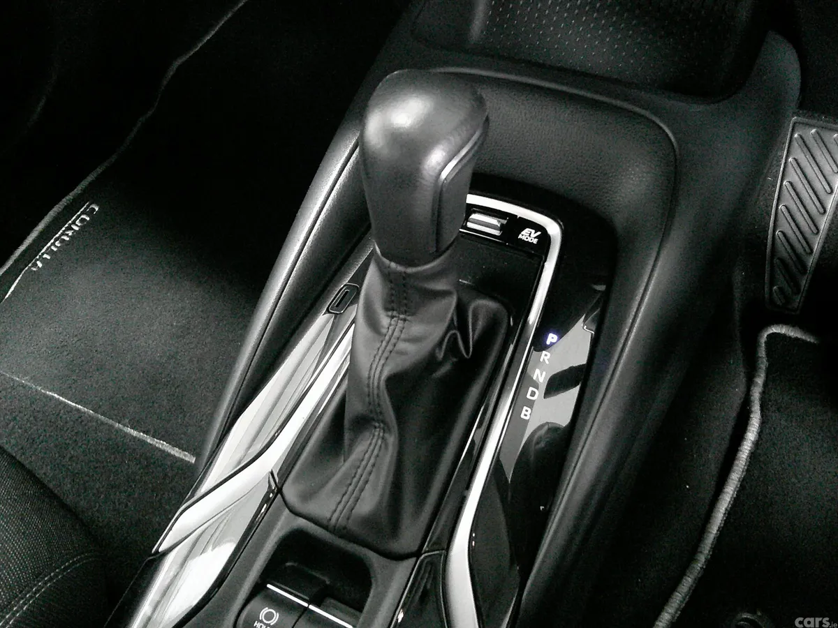 Toyota Corolla Saloon, Petrol Hybrid, 2023, Black