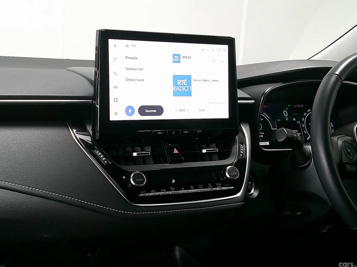 Toyota Corolla Saloon, Petrol Hybrid, 2023, Black