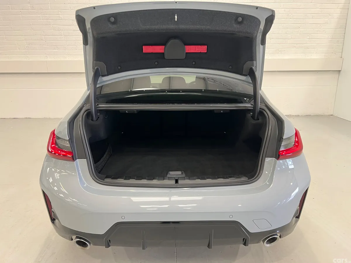 BMW 3-Series Saloon, Petrol Plug-in Hybrid, 2024, Grey