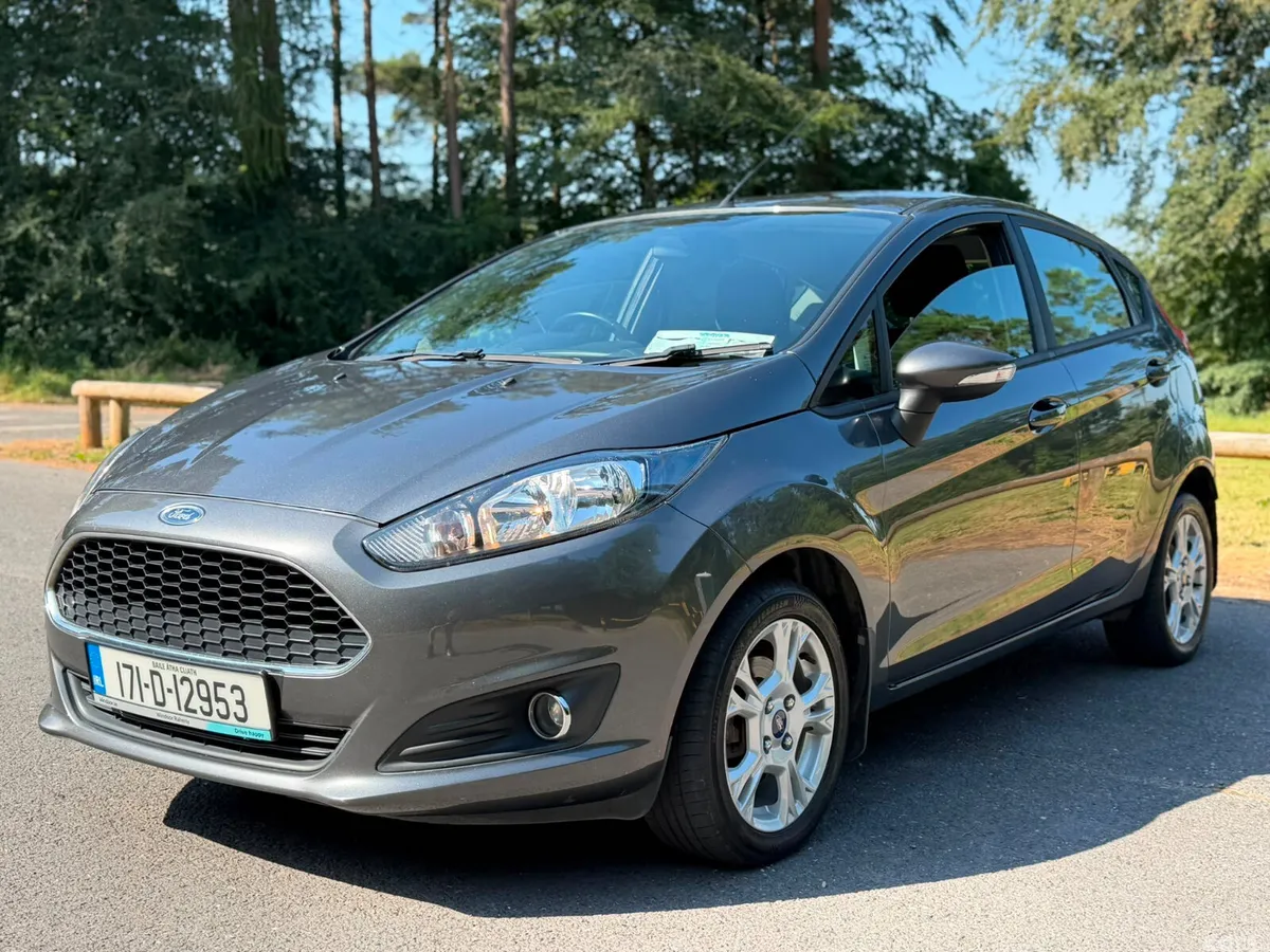 Ford Fiesta Hatchback, Diesel, 2017, Grey