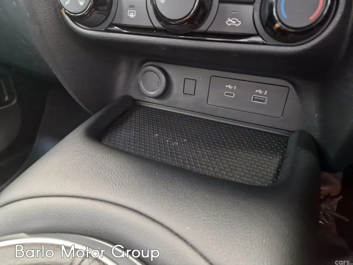 Nissan Juke SUV, Petrol, 2024, Grey