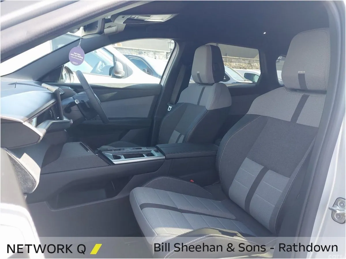 Opel Grandland SUV, Petrol Hybrid, 2026, Silver