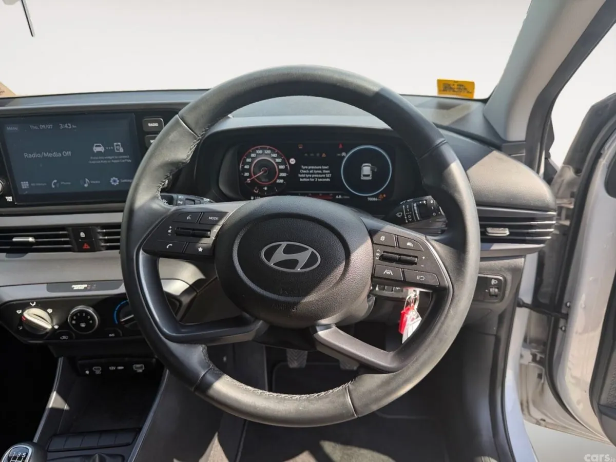 Hyundai i20 Hatchback, Petrol, 2024, Grey