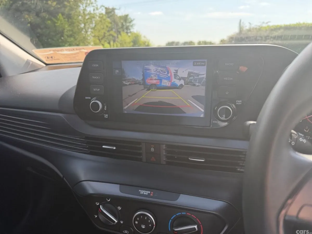 Hyundai i20 Hatchback, Petrol, 2024, Grey
