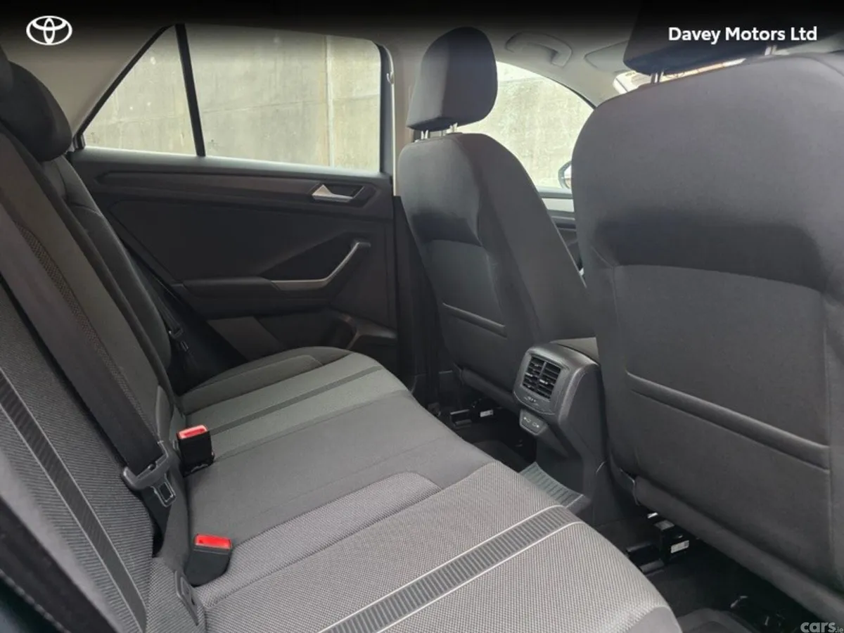 Volkswagen T-Roc Estate, Petrol, 2023, Grey
