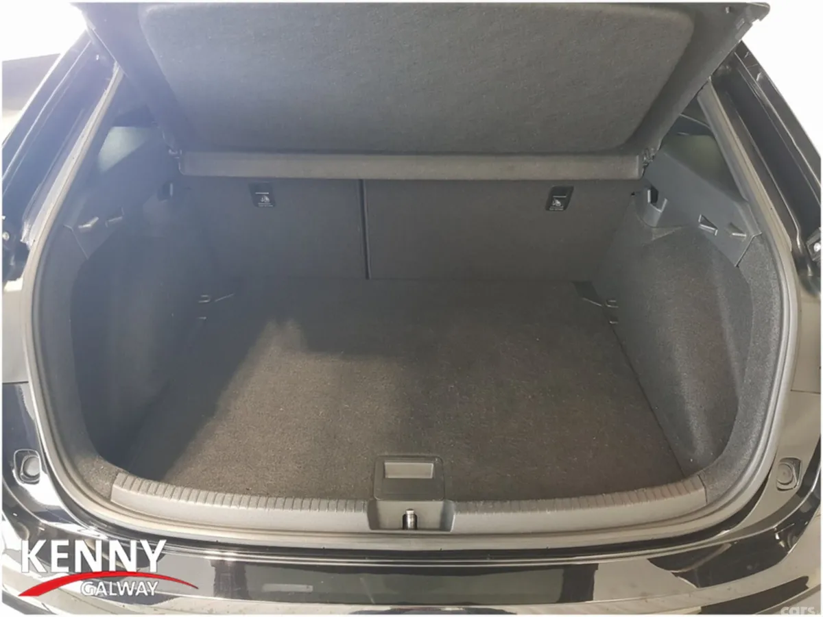 Volkswagen Taigo SUV, Petrol, 2023, Black