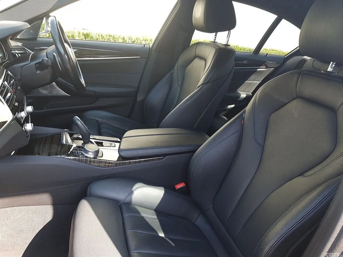 BMW 5-Series Saloon, Petrol Plug-in Hybrid, 2018, Grey