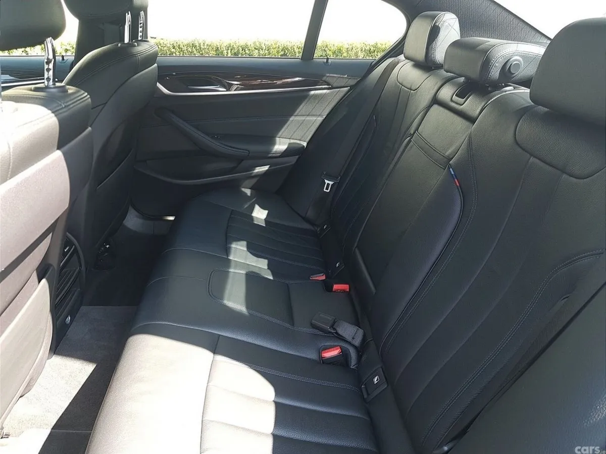 BMW 5-Series Saloon, Petrol Plug-in Hybrid, 2018, Grey