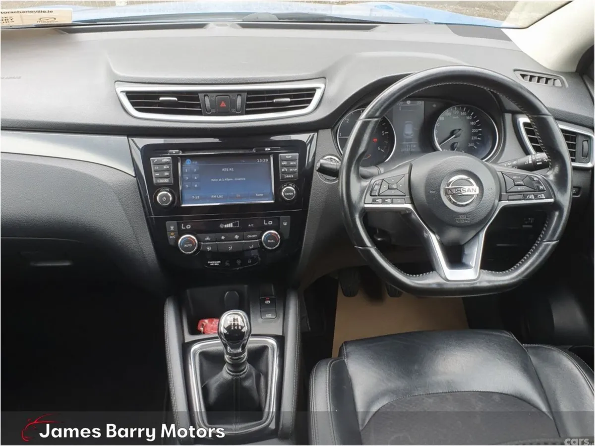 Nissan Qashqai SUV, Diesel, 2017, Blue