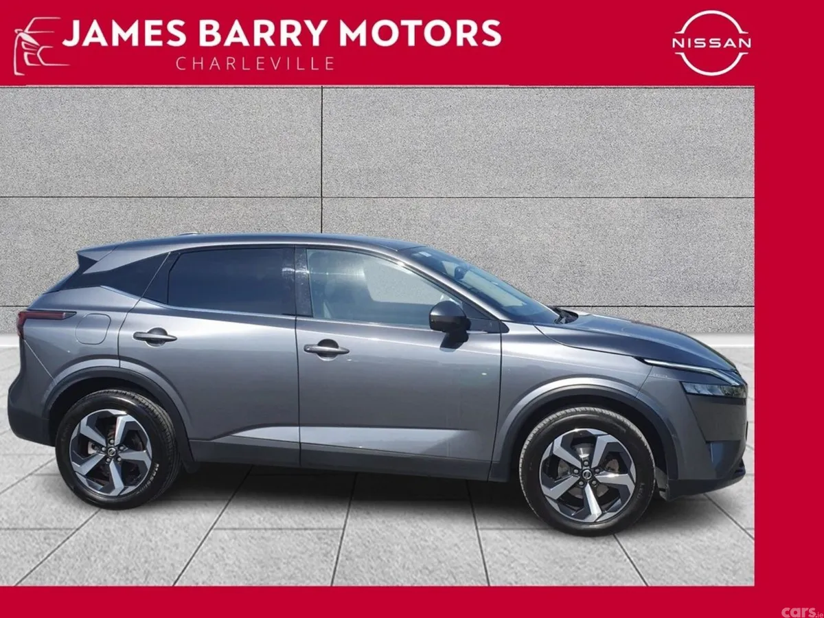 Nissan Qashqai MPV, Petrol, 2022, Grey