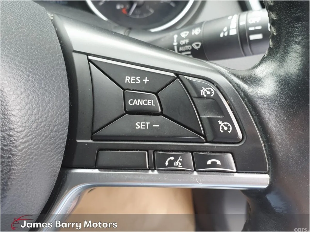 Nissan Qashqai SUV, Diesel, 2017, Blue