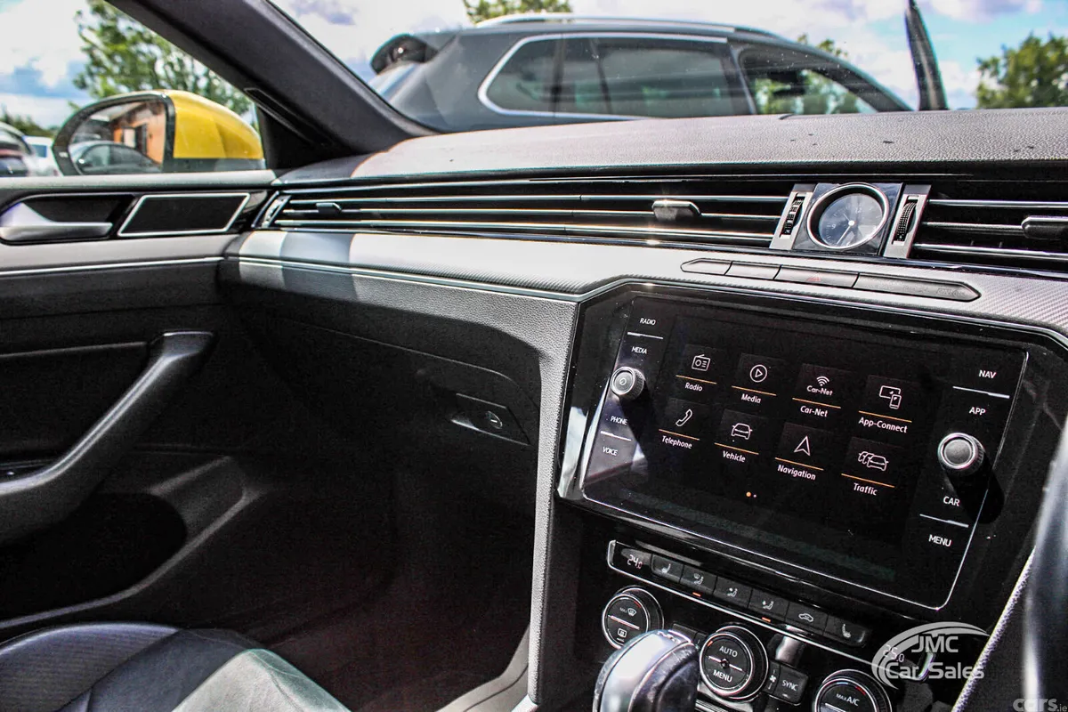 Volkswagen Arteon Hatchback, Diesel, 2018, Yellow