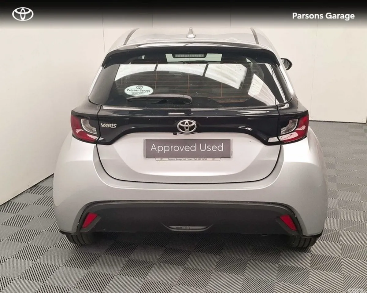 Toyota Yaris Hatchback, Petrol, 2024, Silver