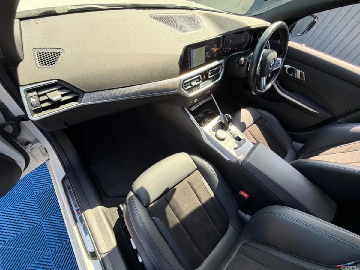 BMW 3-Series Saloon, Diesel, 2021, White