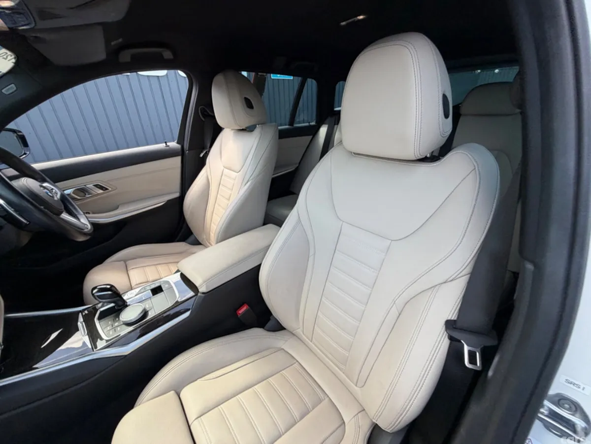 BMW 3-Series Estate, Diesel, 2022, White