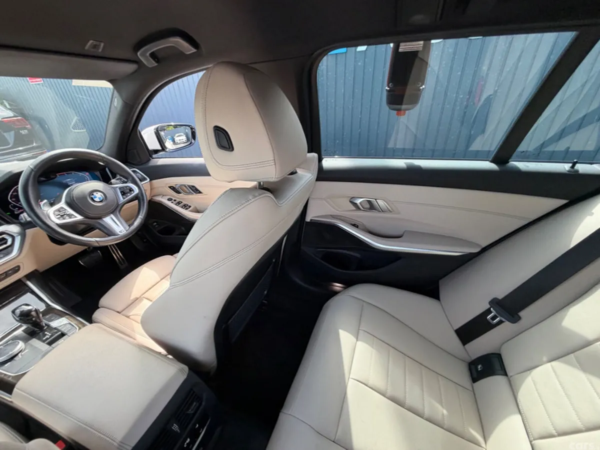 BMW 3-Series Estate, Diesel, 2022, White