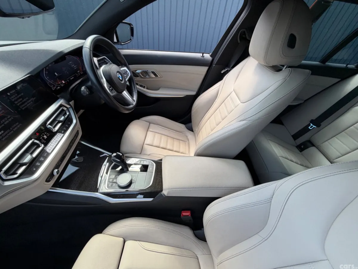BMW 3-Series Estate, Diesel, 2022, White
