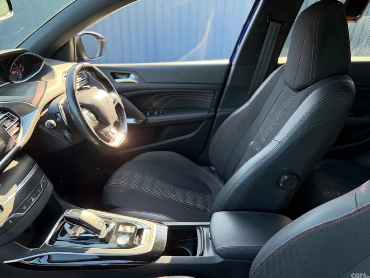Peugeot 308 Hatchback, Diesel, 2020, Blue