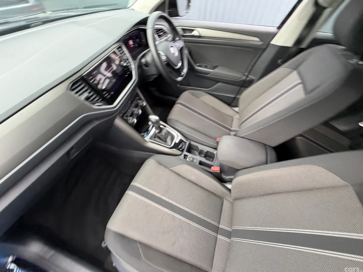 Volkswagen T-Roc SUV, Diesel, 2021, Black