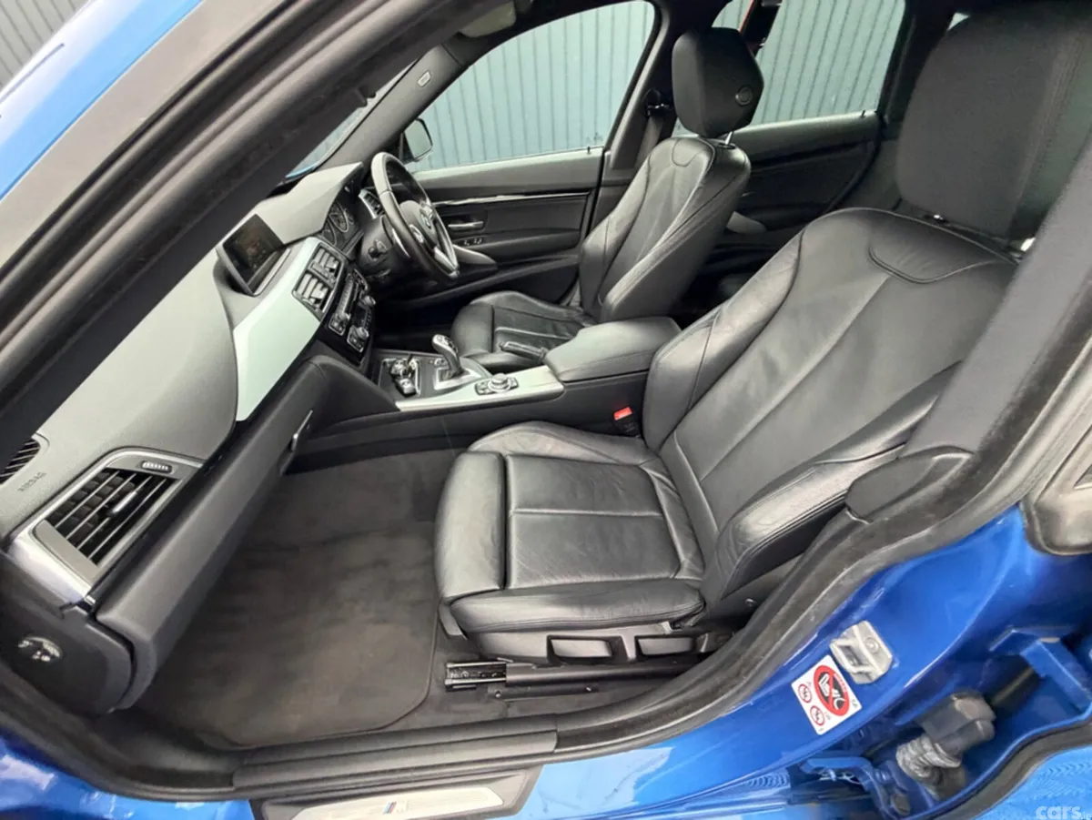 BMW 3-Series Saloon, Diesel, 2017, Blue