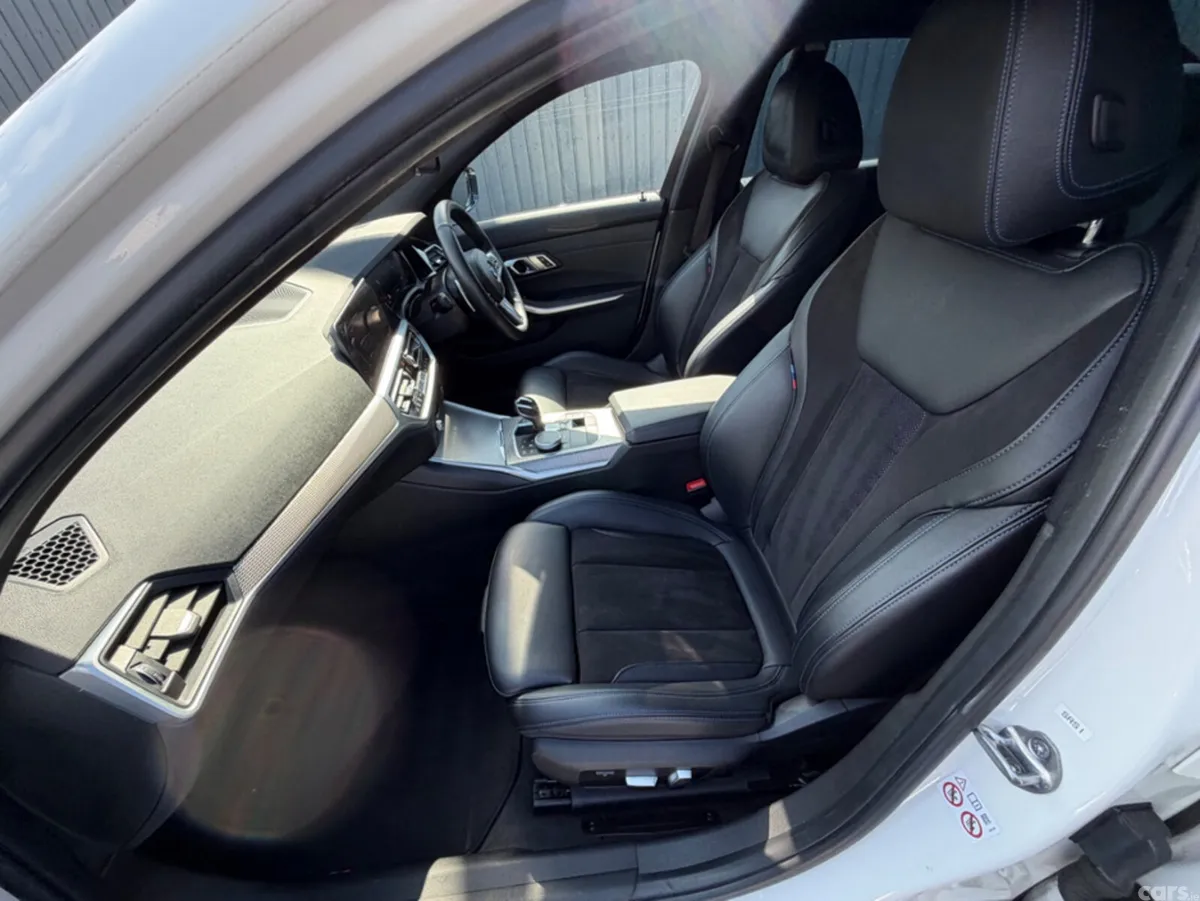 BMW 3-Series Saloon, Diesel, 2019, White