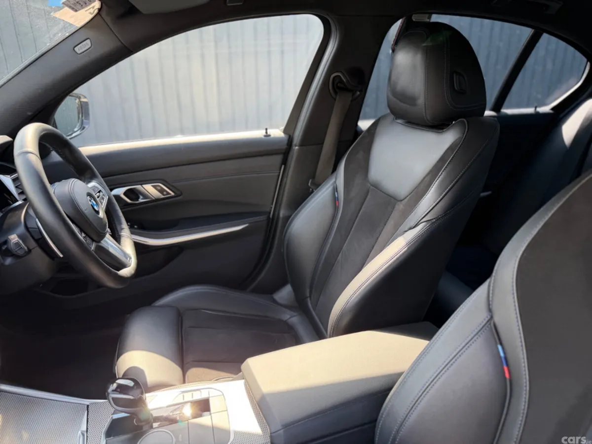 BMW 3-Series Saloon, Diesel, 2019, White