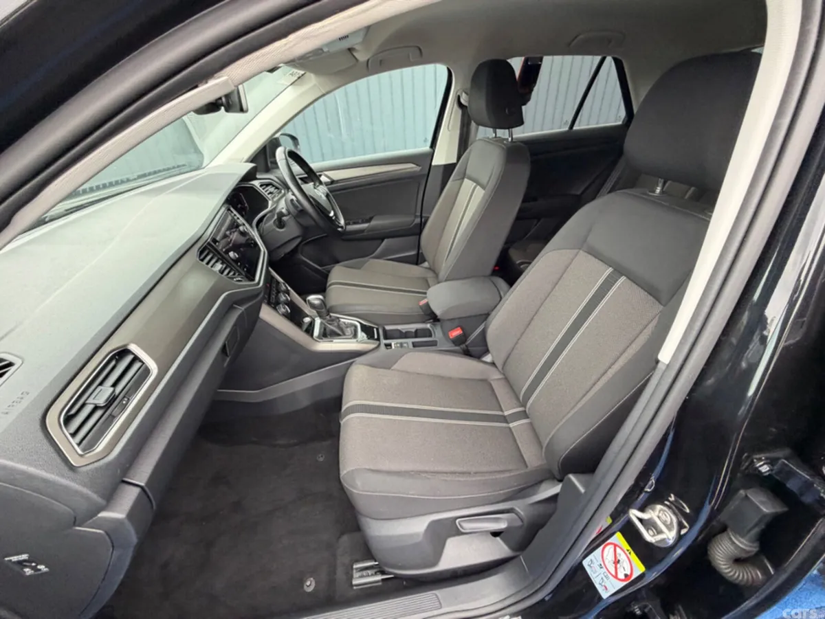 Volkswagen T-Roc SUV, Diesel, 2021, Black