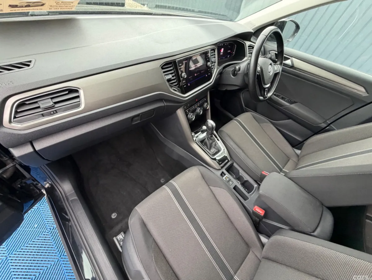 Volkswagen T-Roc SUV, Diesel, 2021, Black