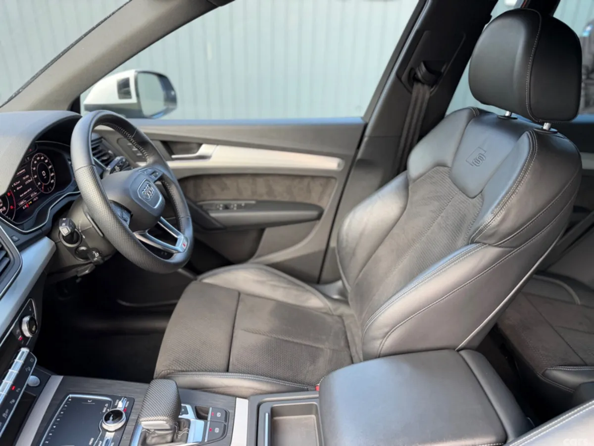 Audi Q5 SUV, Diesel, 2019, White
