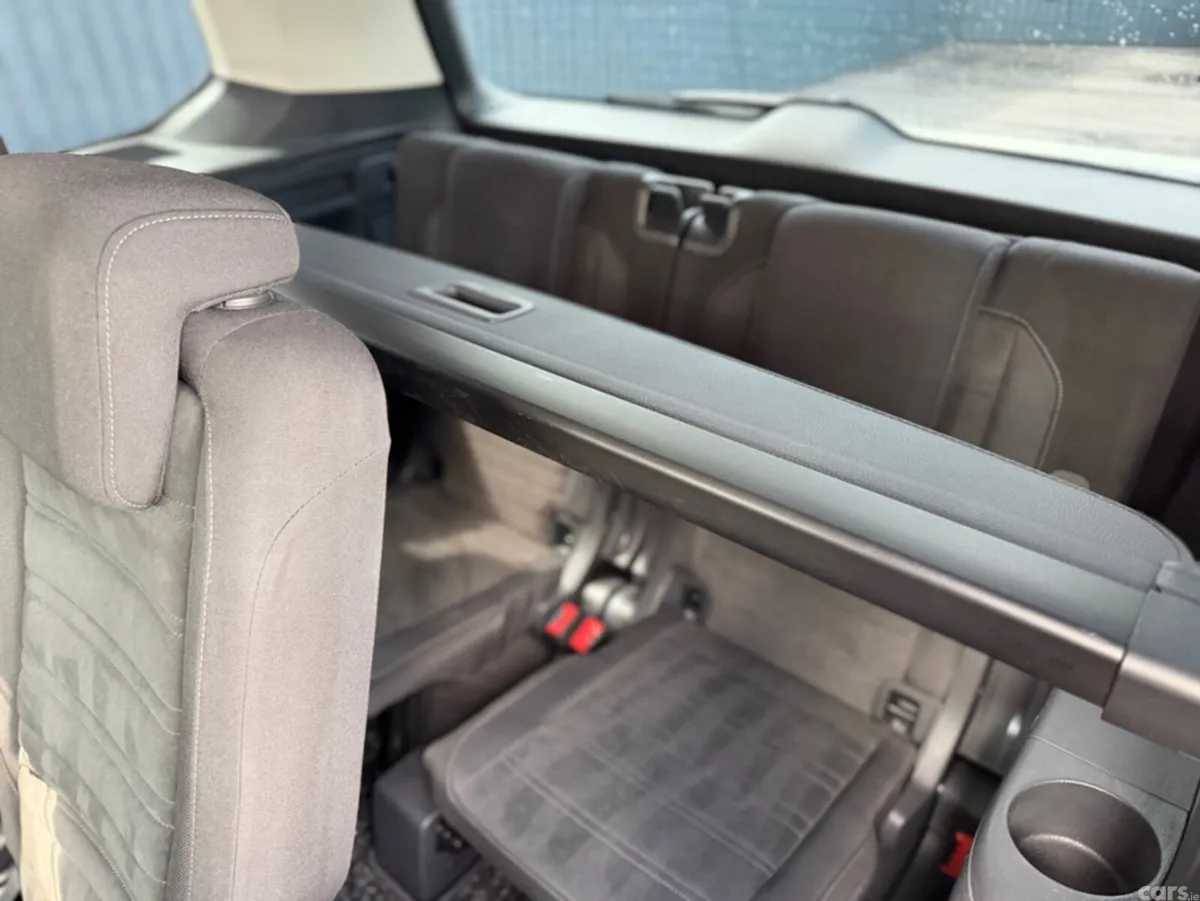 Volkswagen Touran MPV, Diesel, 2020, Black