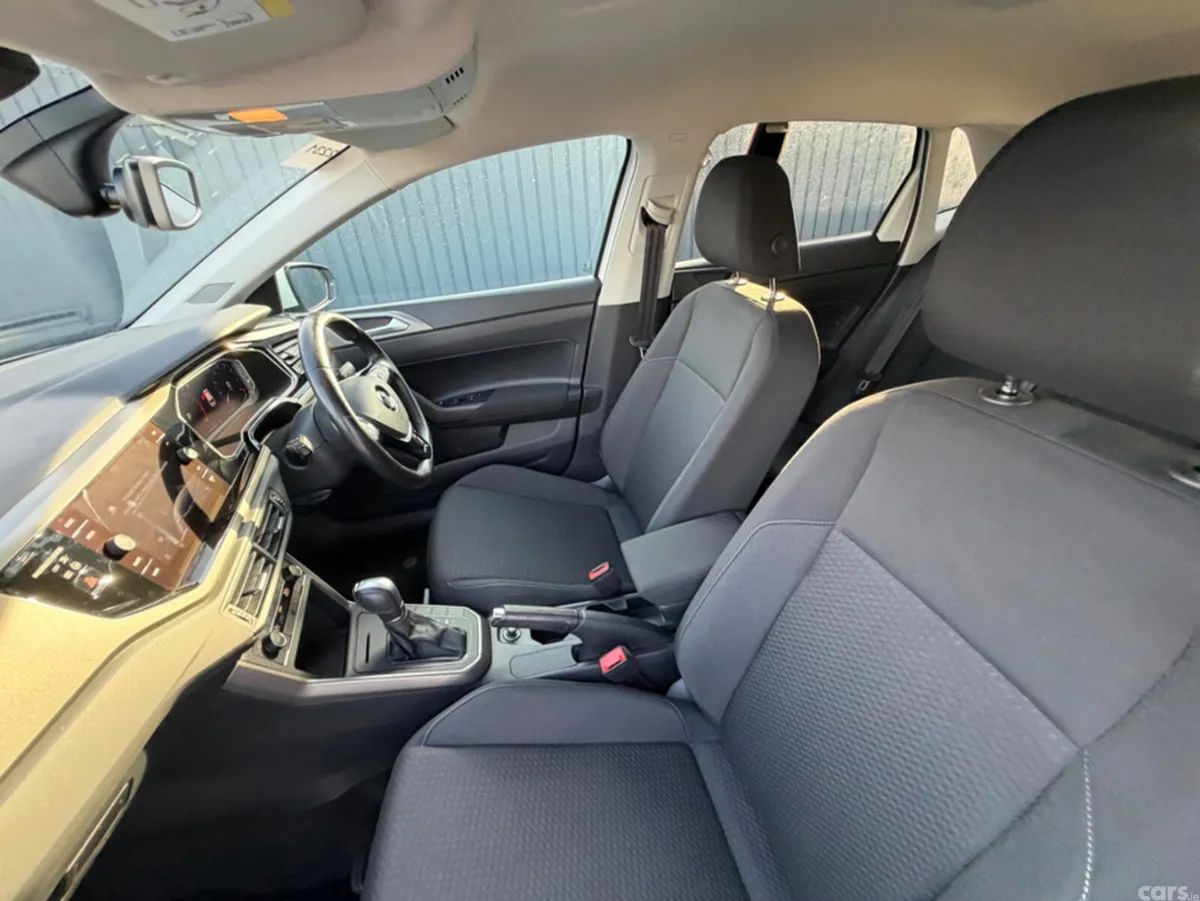 Volkswagen Polo Hatchback, Petrol, 2019, White