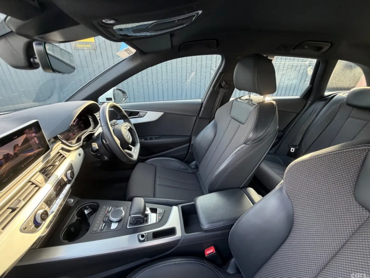 Audi A4 Estate, Petrol, 2019, White