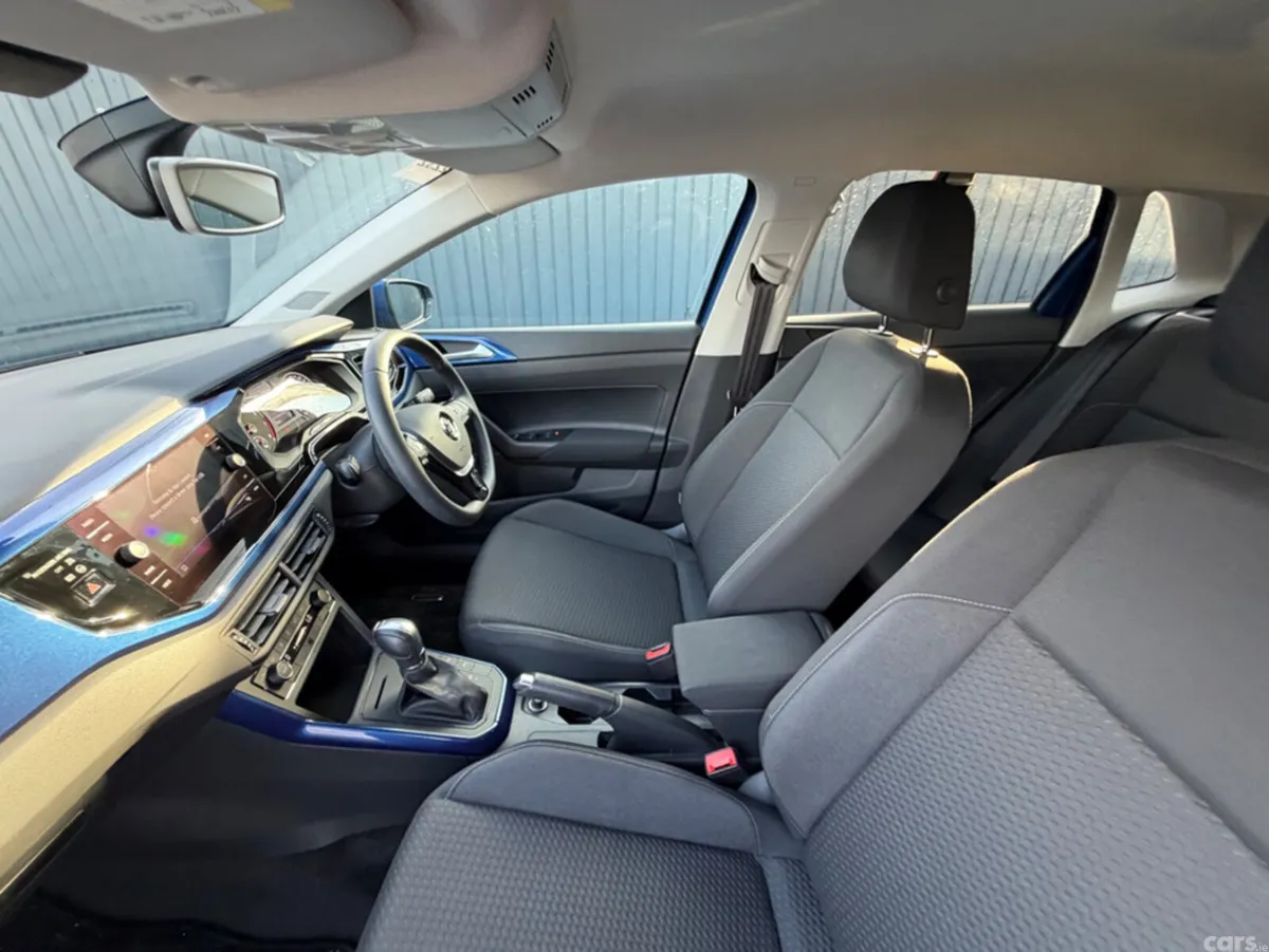 Volkswagen Polo Hatchback, Petrol, 2019, Blue