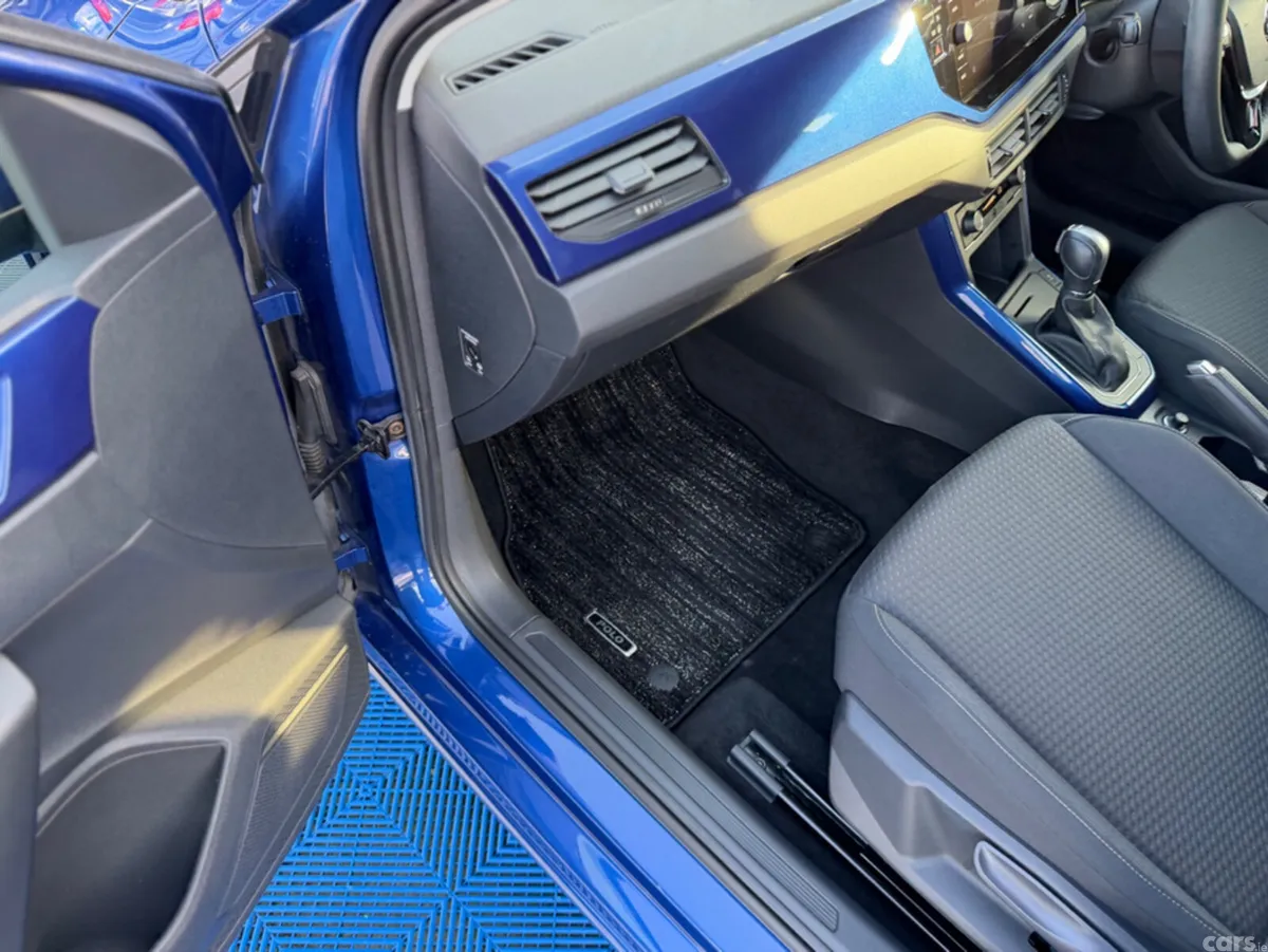 Volkswagen Polo Hatchback, Petrol, 2019, Blue