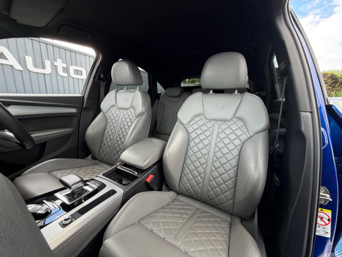 Audi Q5 SUV, Diesel, 2022, Blue
