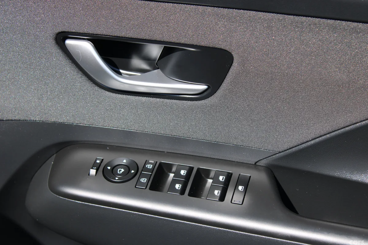 Hyundai KONA MPV, Petrol, 2024, Green