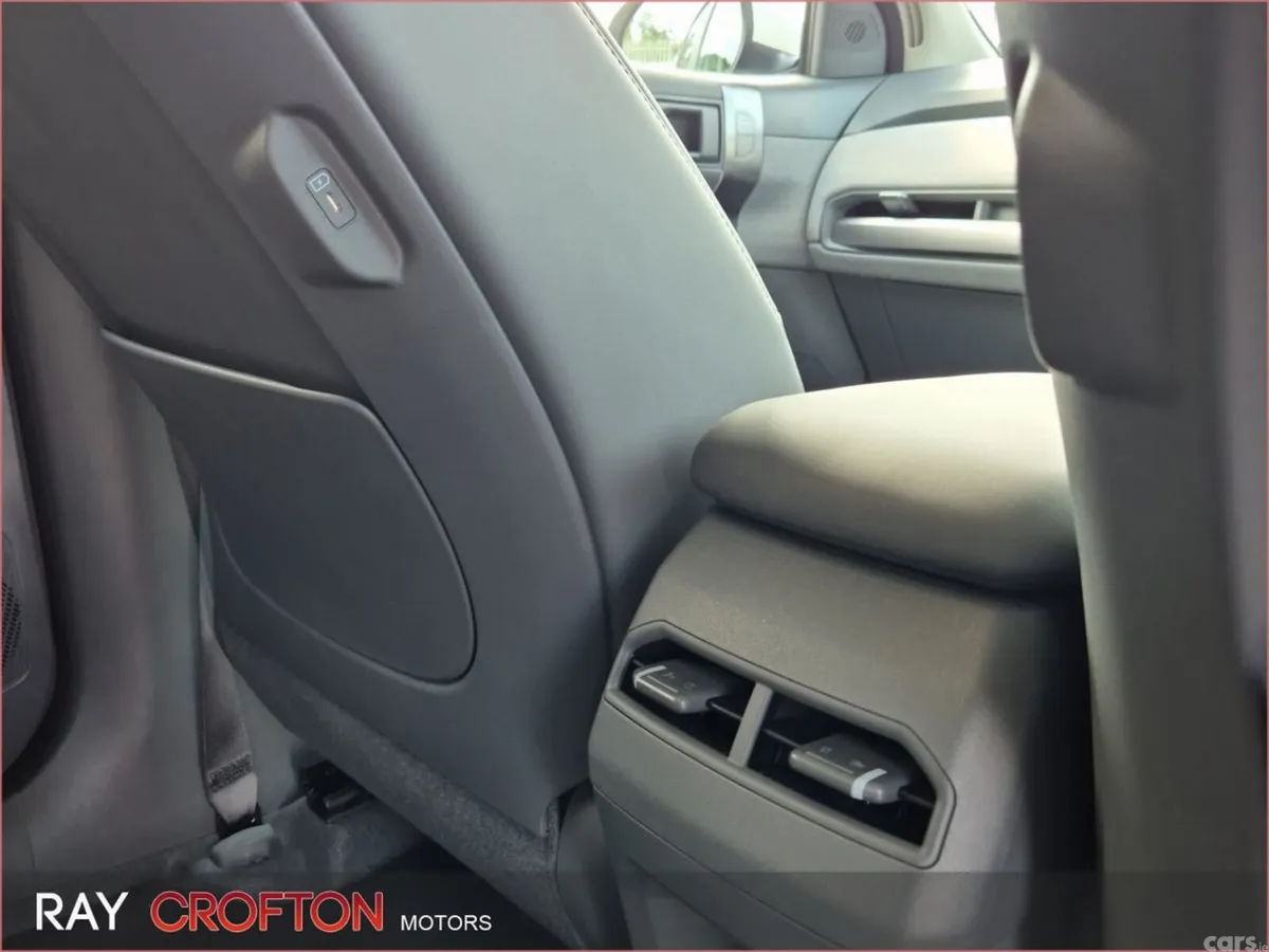 Kia EV3 MPV, Electric, 2026, White
