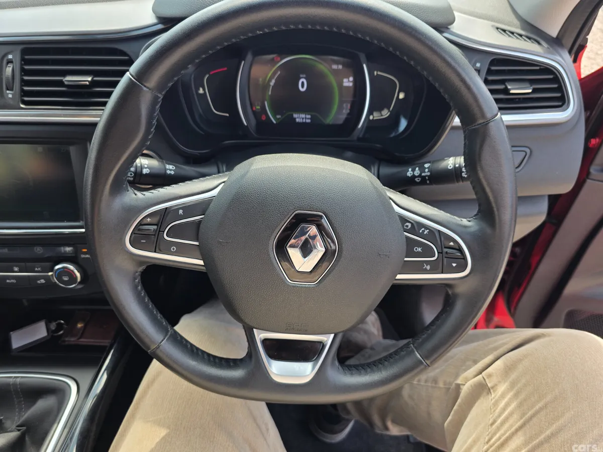 Renault Kadjar SUV, Diesel, 2018, Red