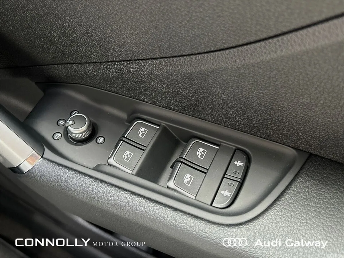 Audi Q2 SUV, Petrol, 2027, Grey