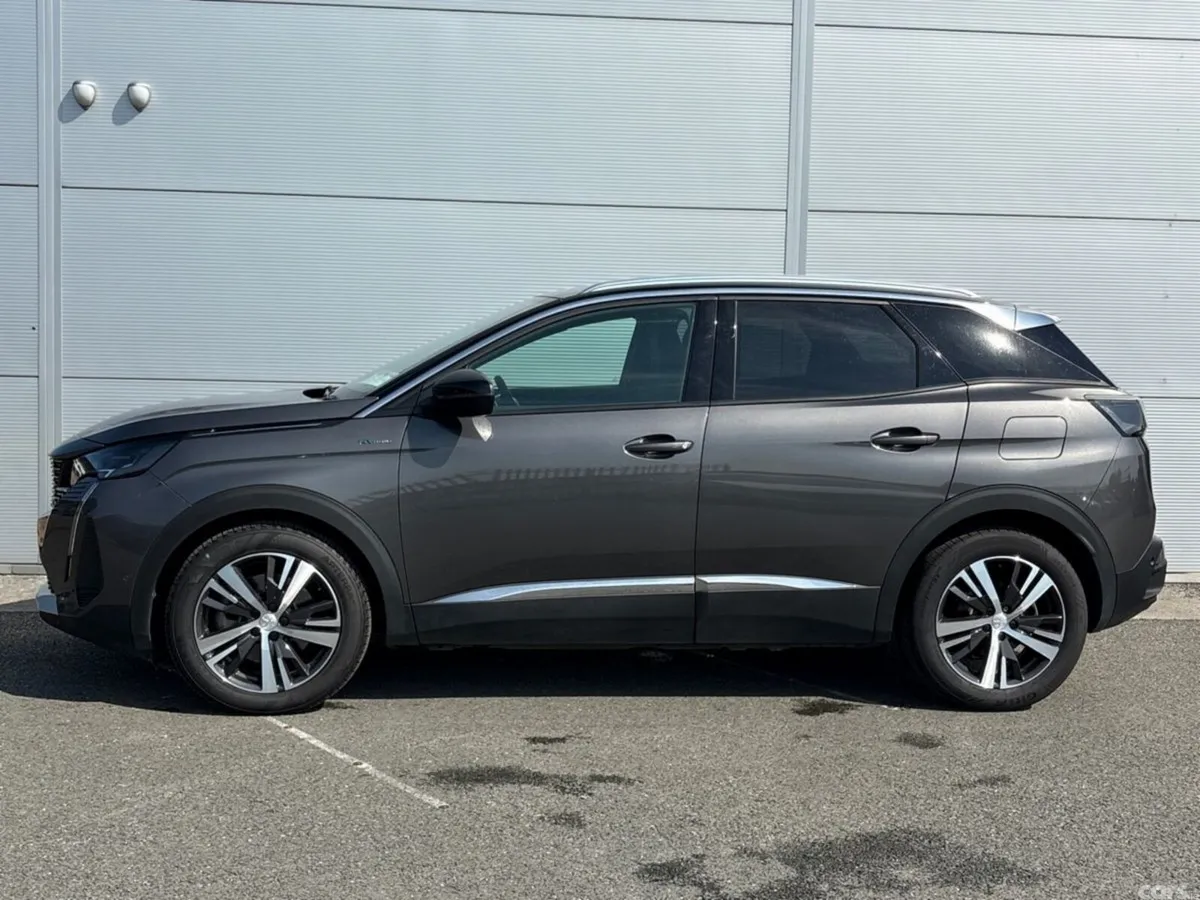 Peugeot 3008 SUV, Petrol Plug-in Hybrid, 2024, Grey