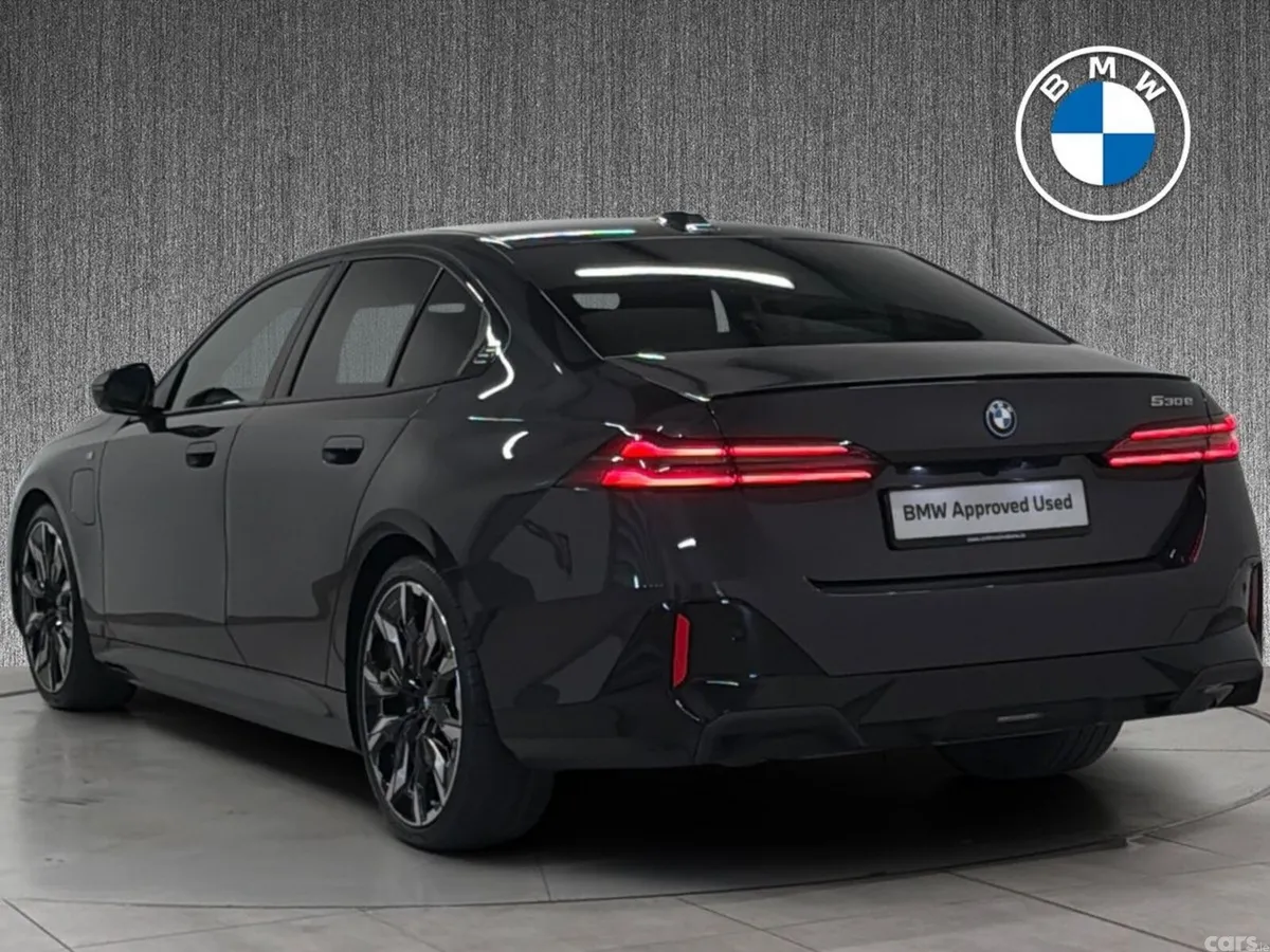 BMW 5-Series Saloon, Petrol Plug-in Hybrid, 2026, Grey