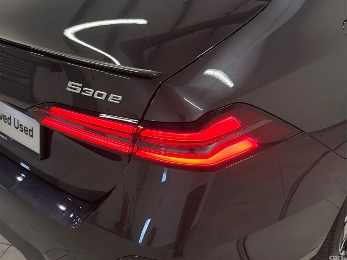 BMW 5-Series Saloon, Petrol Plug-in Hybrid, 2026, Grey