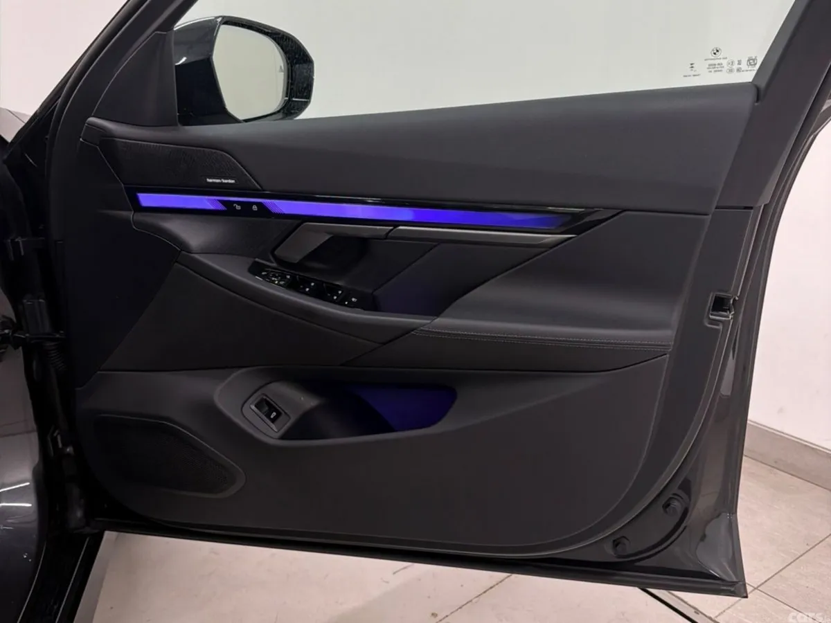 BMW 5-Series Saloon, Petrol Plug-in Hybrid, 2026, Grey