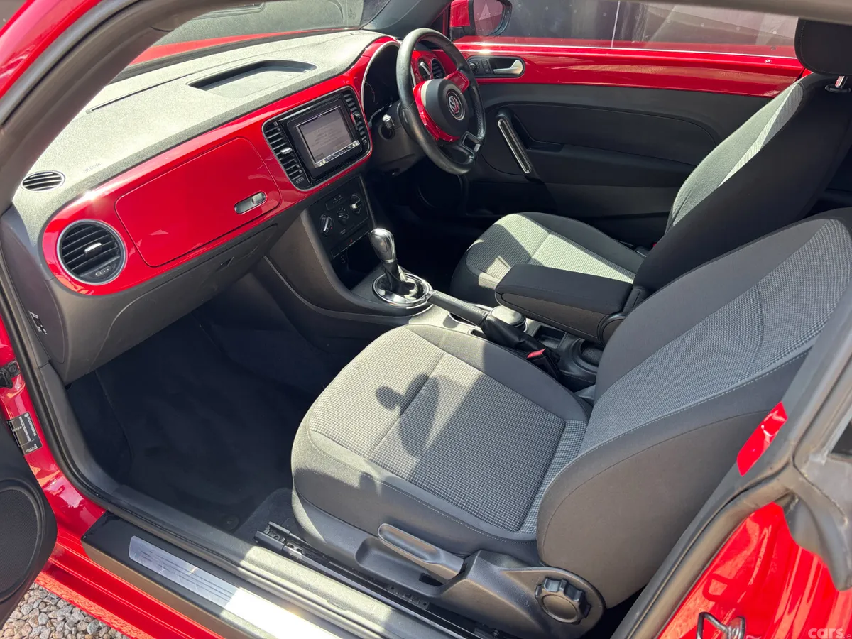 Volkswagen Beetle Hatchback, Petrol, 2012, Red