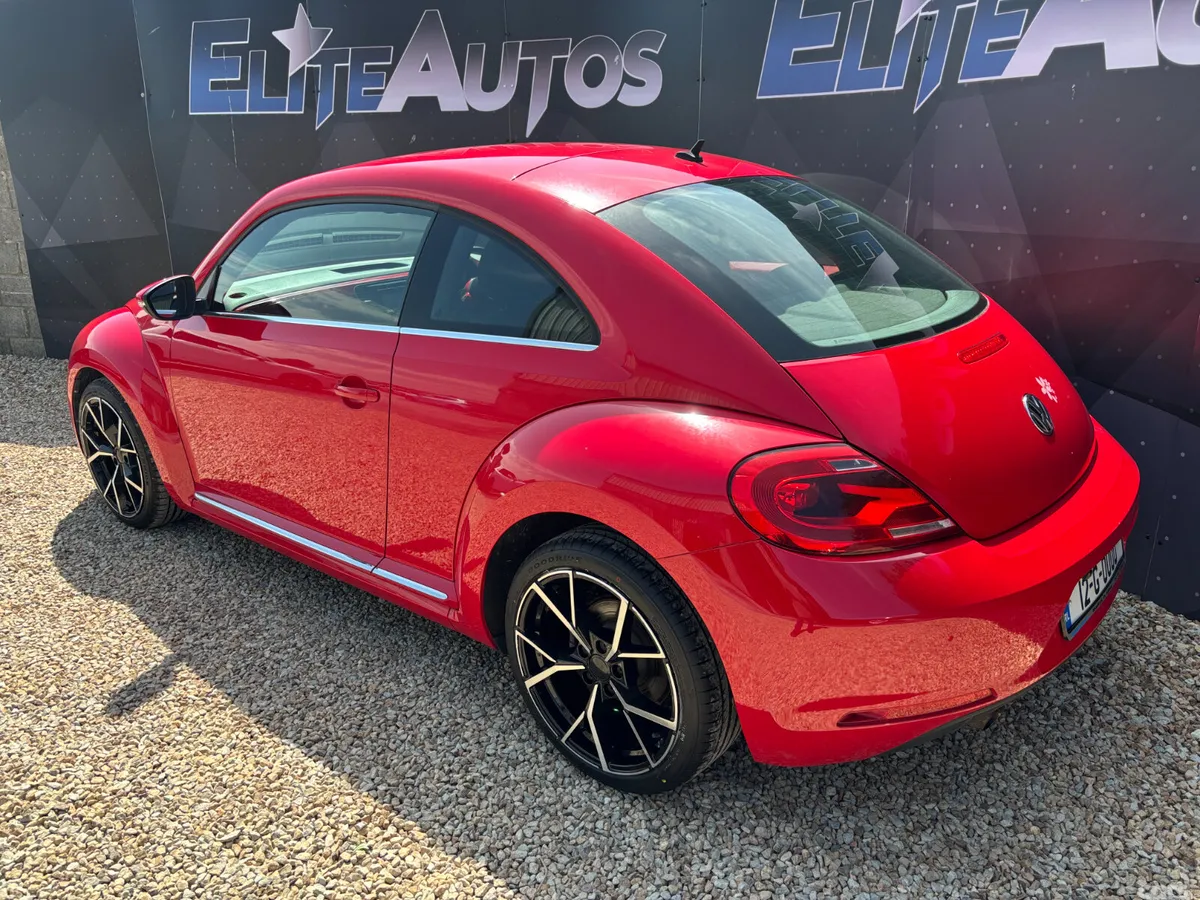 Volkswagen Beetle Hatchback, Petrol, 2012, Red