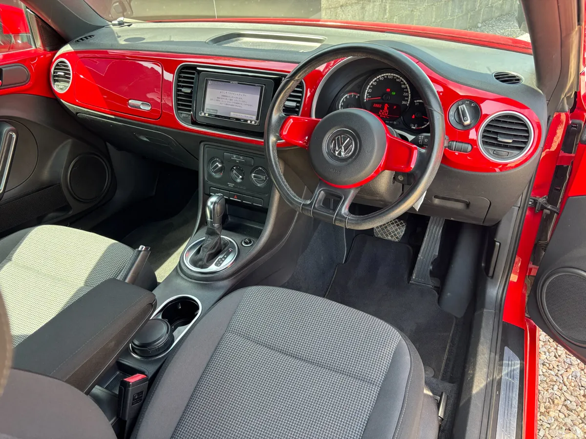 Volkswagen Beetle Hatchback, Petrol, 2012, Red